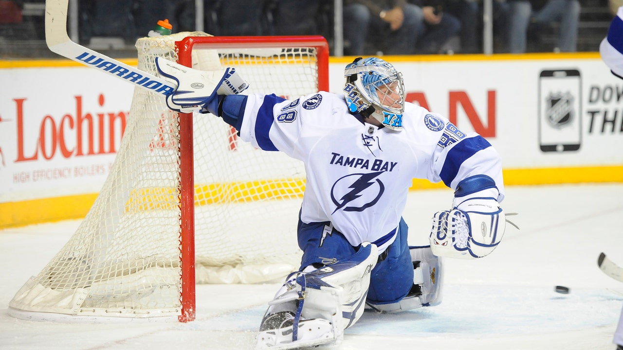 Lightning give up goal in final seconds of OT, fall on road to Predators